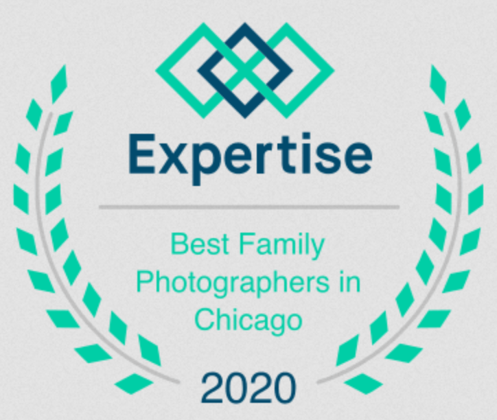 https://www.expertise.com/il/chicago/family-portraits#CoachHousePictures